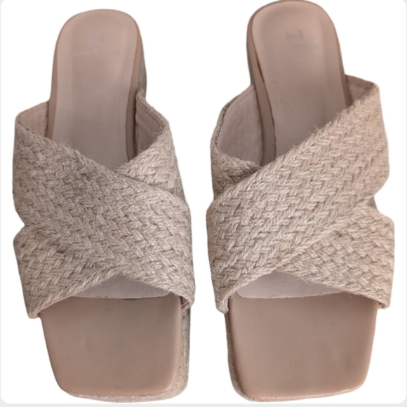 H by Halston Network Cream Crisscross Strap Wedge Espadrille Sandals Size 6.5 - Picture 3 of 9